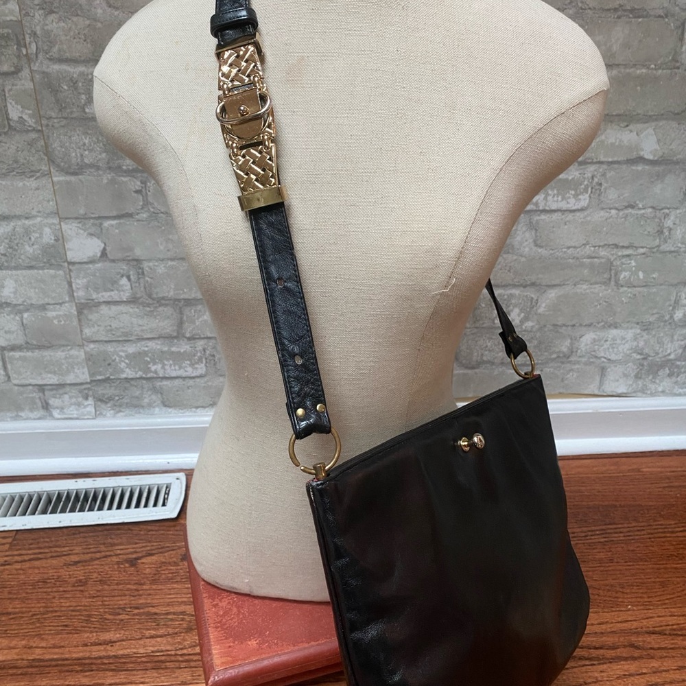 Wowza! Vintage Ruth Saltz Leather Purse